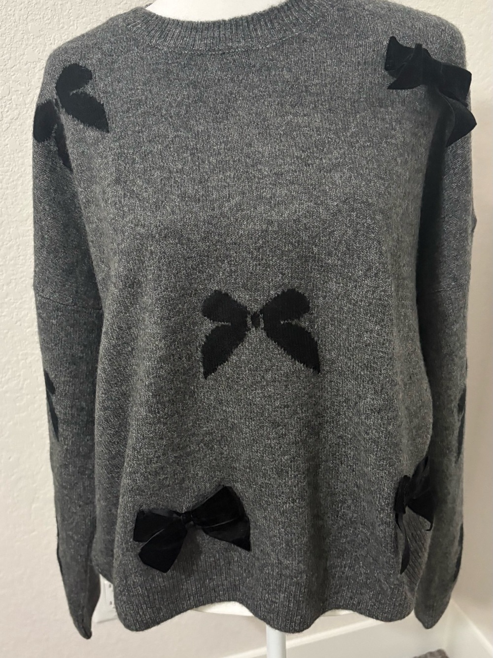 CeCe Gray Bow Accent Women's Sweater